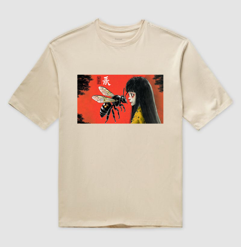 Camiseta Oversized Bee