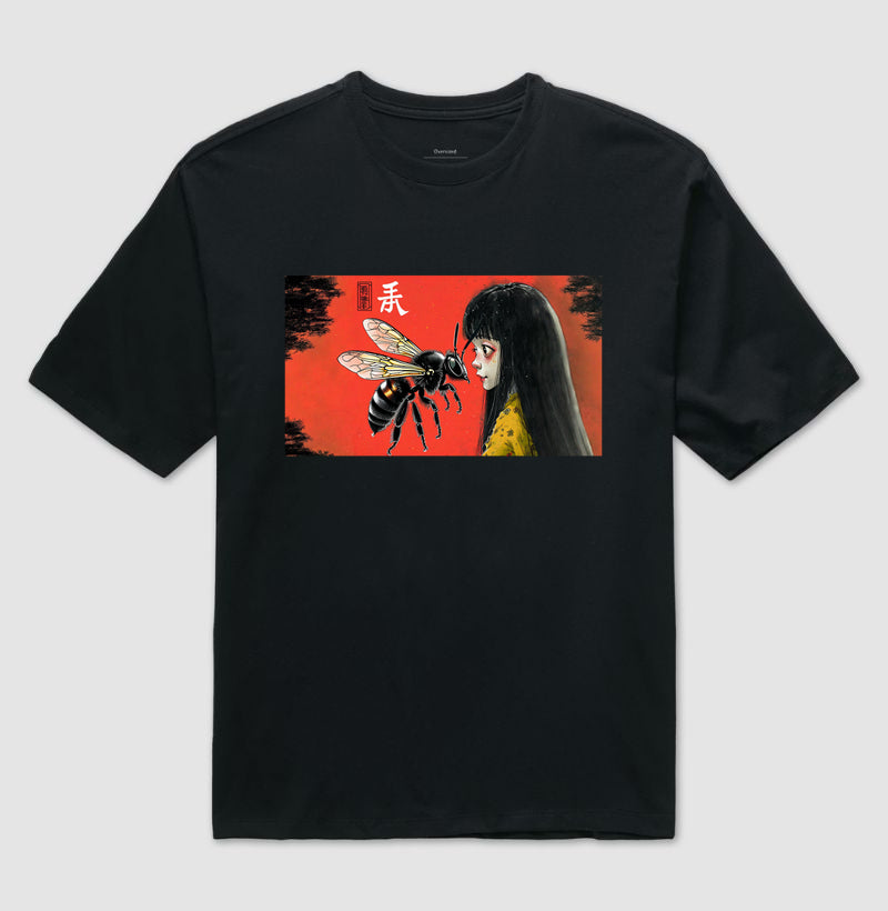 Camiseta Oversized Bee