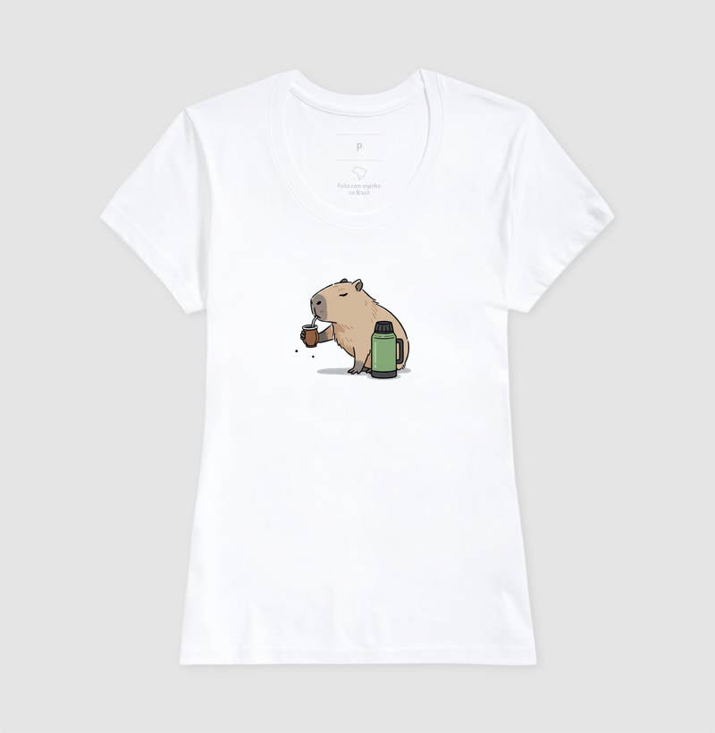 Capivara tomando tereré